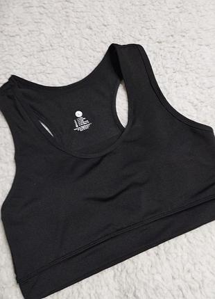 Черный спортивный топ с вставными чашками размер л
