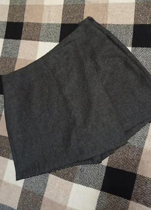 Демісезонна юбка-шорти primark,46p