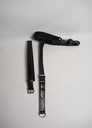 Кляп с креплением для привязки рук за спиной с ремешком для рук