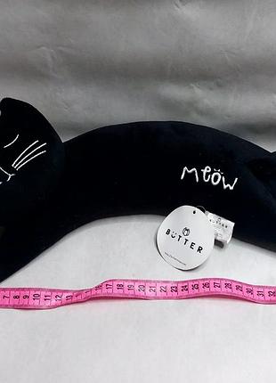 Чорна плюшева кішка подушечка