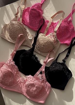 Набір бюстів