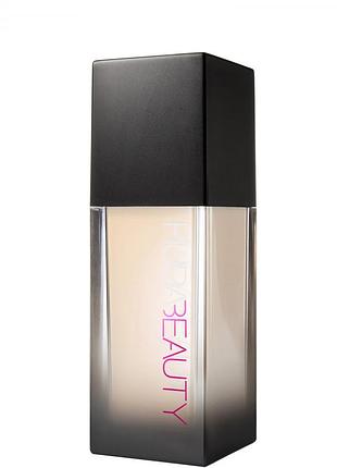 Тональна основа huda beauty fauxlens foundation angel food 110n
