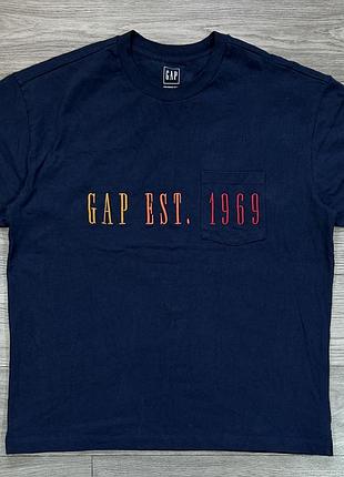 Чоловіча футболка gap