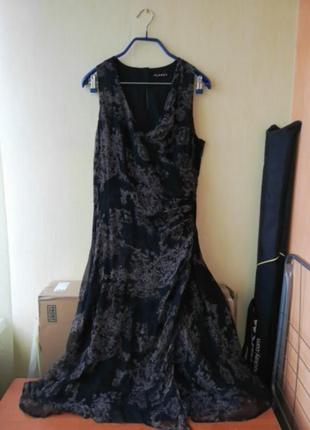 Утонченное платье из натурального шелка