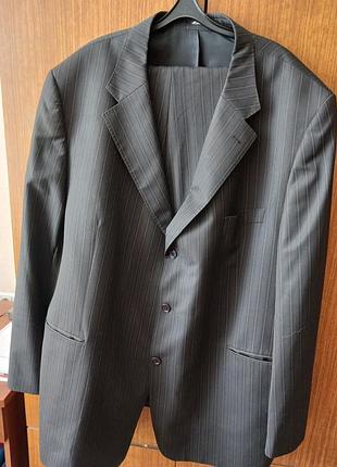 Костюм  классический мужской 62 размер