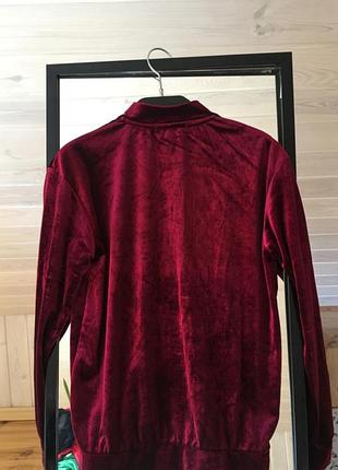 Оксамитова кофта бомбер на замку