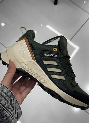 Gore.tex кросівки