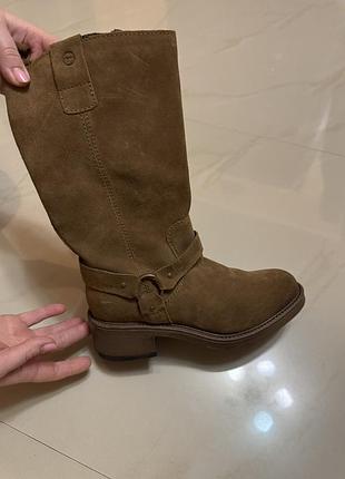 Шкіра класні чобітки