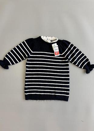 Стильный свитер kiabi в полоску с кружевным воротничком