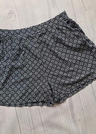 Легкие шорты вискоза