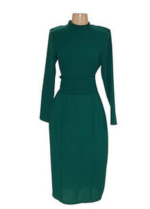 Зеленое качественное платье/ m- l/ brend oasis