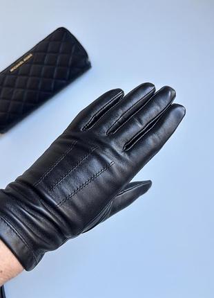 Шкіряні рукавички. утепленя тонке. стан нових