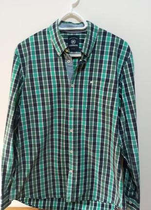 Сорочка бавовняна, від німецького бренду lerros в клітинку,розмір l.ноп 46,ног 56, довжина 72, рукав 65.
