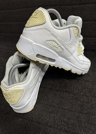 Кроссовки женские nike