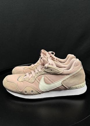 Кросівки жіночі спортивні nike venture runner, 41 розмір, чудовий стан. оригінал.