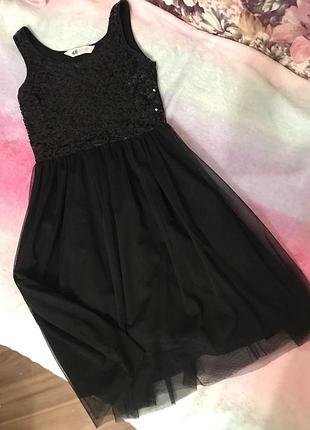 Красива сукня на дівчинку 10-12 років