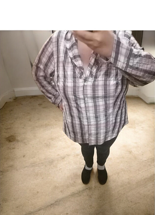 Блуза в клітинку