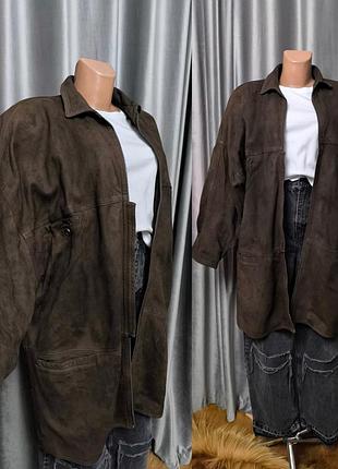 Стильна вінтажна шоколадна замшева оверсайз куртка