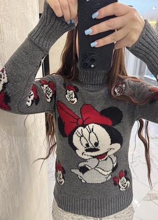 Теплый свитер - шерсть