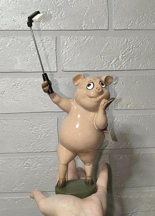 Прикольная большая свинка статуэтка свинка селфи 27 см