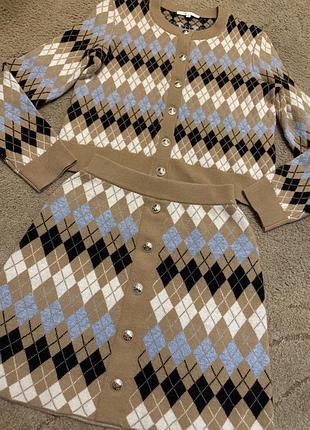 Костюм шерсть франция