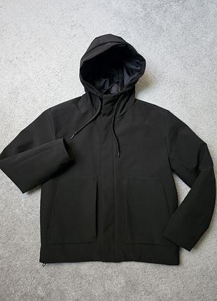 Чоловіча куртка zara чорного кольору розмір xl