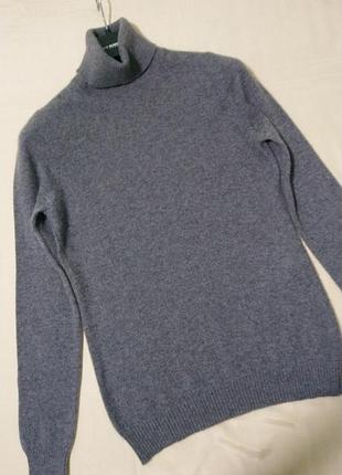 Свитер женский с горловиной осень-зима