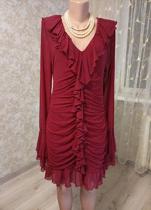 Праздничное яркое женское платье