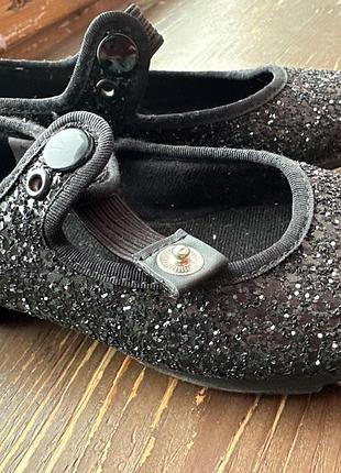 Туфлі святкові або танцювальні