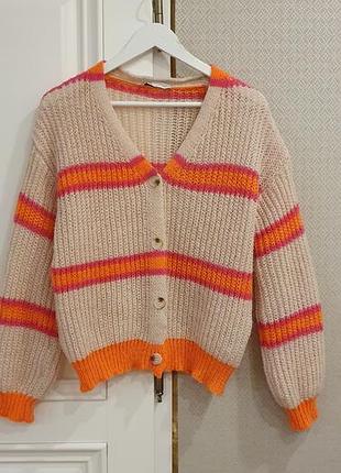 Светр zara на ґудзики