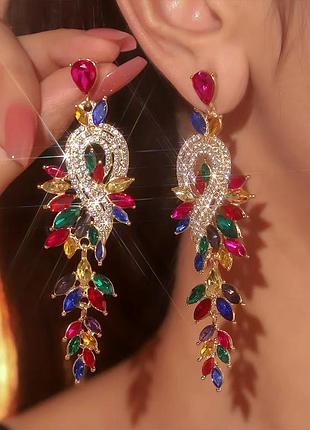 Казкові ефектні сережки кольорові камінці