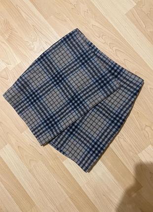 Міні спідниця тепла