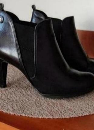 Ботильоны кожаные clarks роз. 37.5