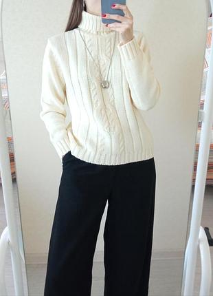 Вовняний светр