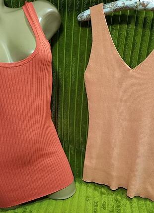 Две майки на высокий рост. 40р.