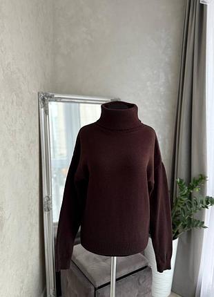 Светр жіночий