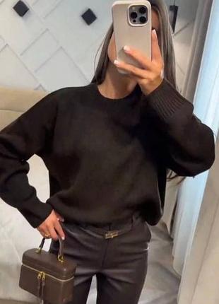 Светр шоколадний