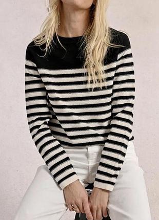 Трикотажний джемпер у смужку