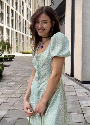 Ніжна сукня в квітковий принт українського бренду be om design