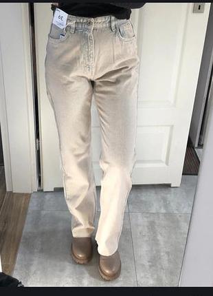 Джинсы прямые