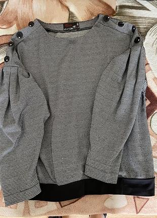 Костюм жіночий