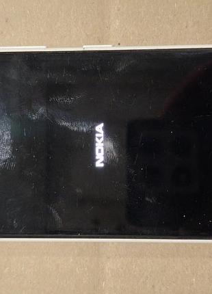Nokia lumia 735