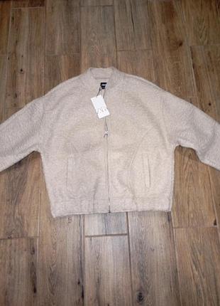 Куртка бомбер