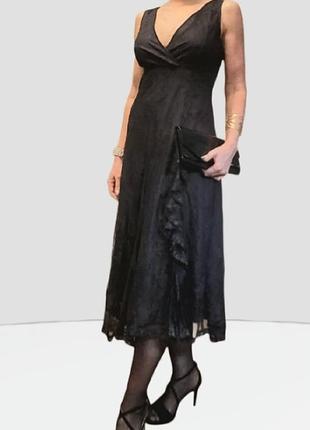 Ажурна сукня міді