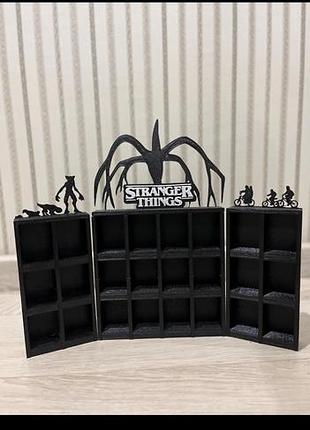 Стенд для іграшок stranger things