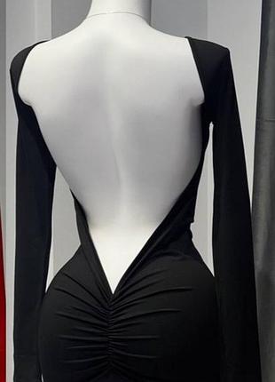 Гарна сукня яка підкреслить фігуру!