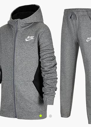 Спортивний костюм на флісі nike оригінал p.128/137