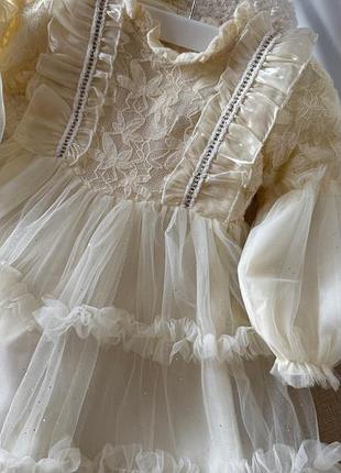 Ніжна святкова сукня для дівчинки