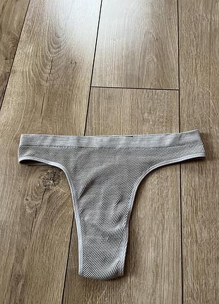 Трусики стрінги в рубчик