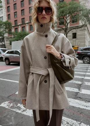 Куртка пальто zara пальто з коміром що регулюється мінімалістичне пальто з горловиною класичне пальто з поясом бежеве пальто з високим коміром